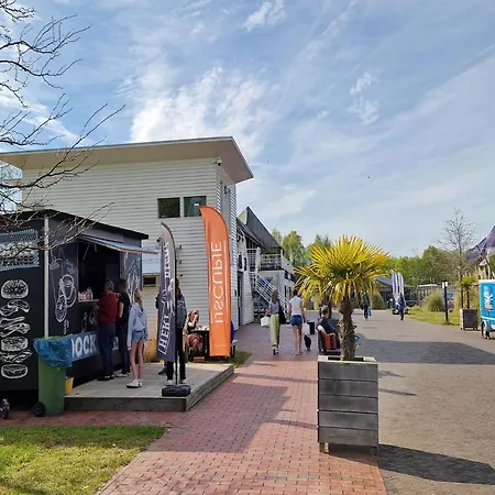 Water In With Marina Views 3* Naarden