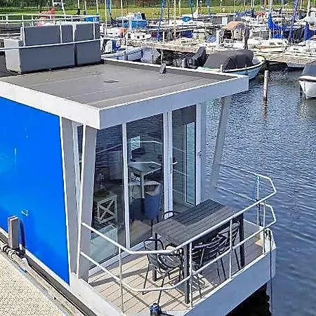 Botel Water View In