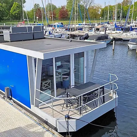 Botel Water View In Naarden