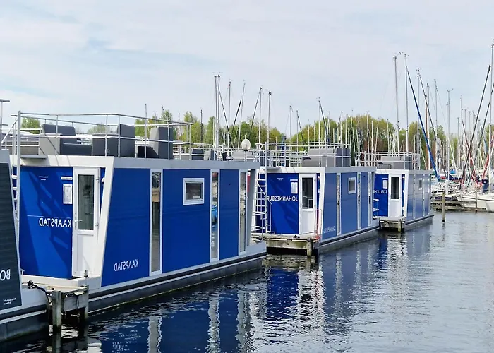 보트호텔 Water View In 3*