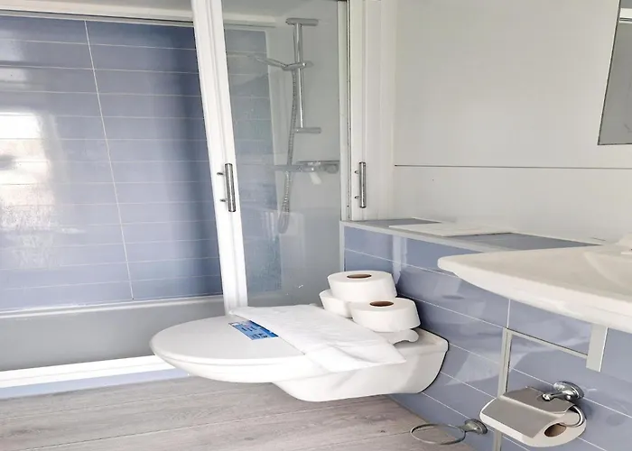 Water View In 3* 나르덴