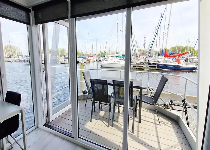 보트호텔 Water View In